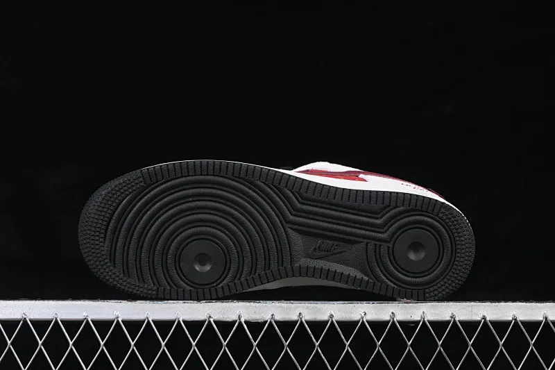 All categories Nk Air Force 1 Air Force series Nk Air Force 1 Low Air Force low-top Nike Air Force 1'07 Low red and white contrast Air Force 1 low-top casual sneakers JP2026-138